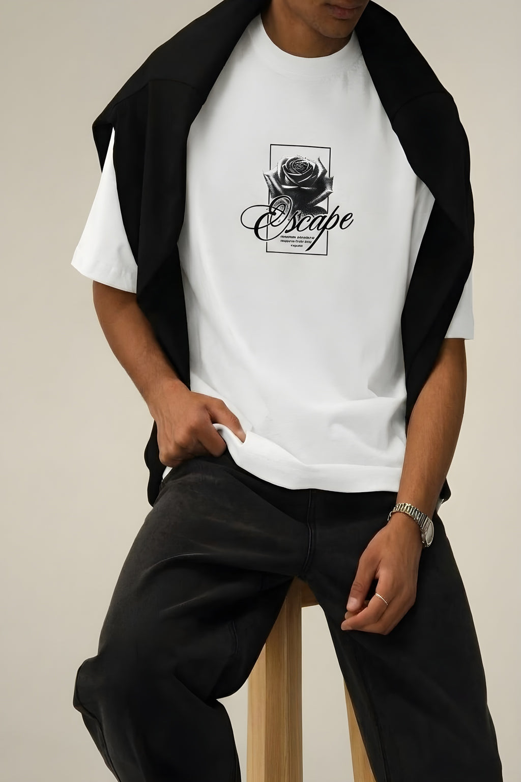 Erkek Ekru Beyaz Black Rose Oversize Fit Bol Geniş Kalıp Salaş Kesim T-shirt