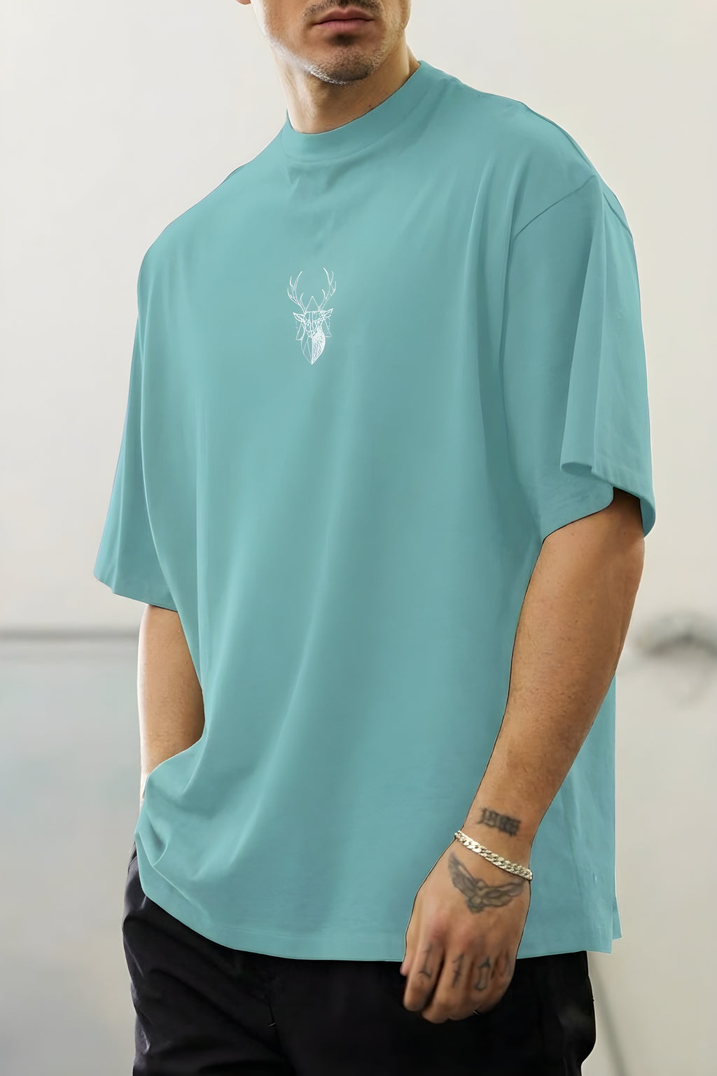 Erkek Turkuaz Geyik Baskılı Oversize Fit Bol Geniş Kalıp Salaş Kesim T-shirt
