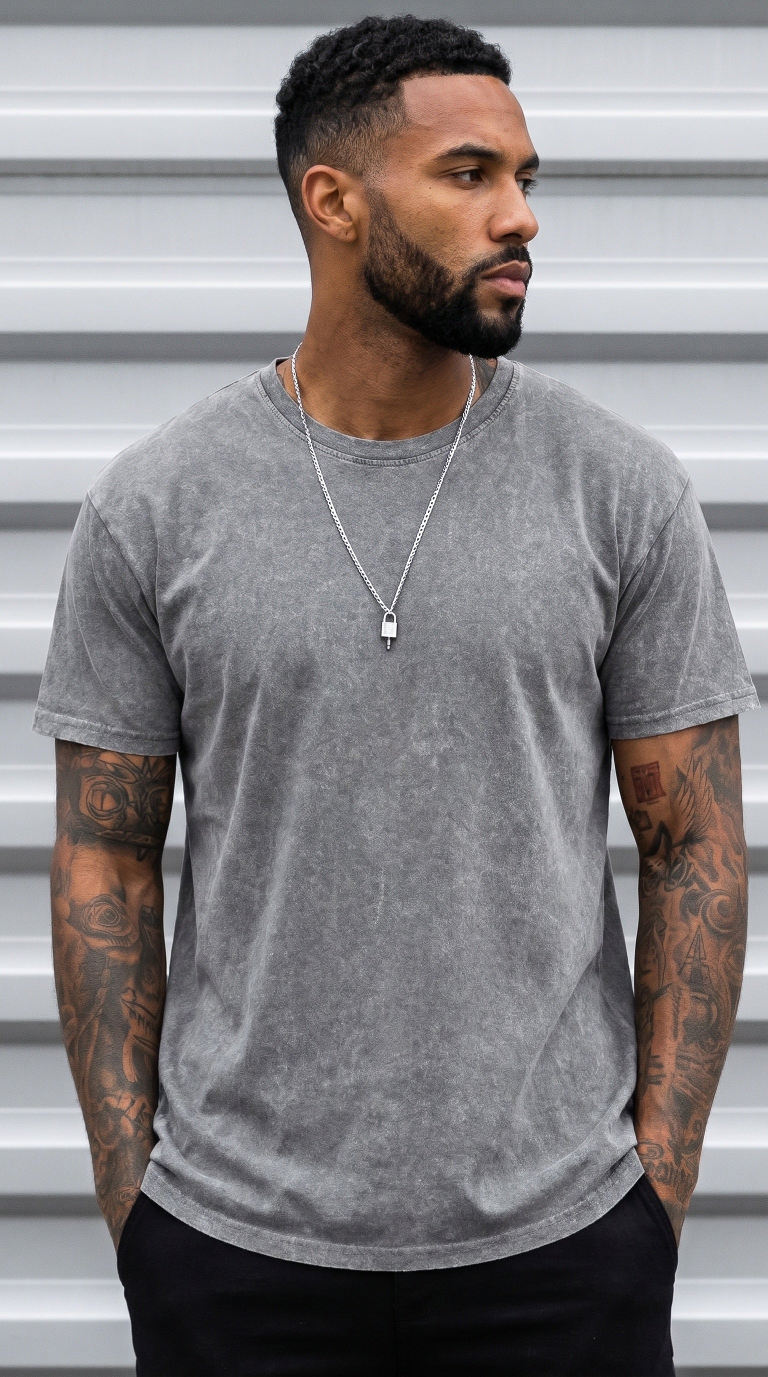 Erkek Gri Regular Asit Yıkamalı Eskitme Efektli Boyalı T-Shirt