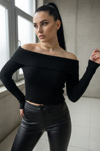 Kadın Siyah Madonna Yarı Crop Fitilli Bluz Kazak