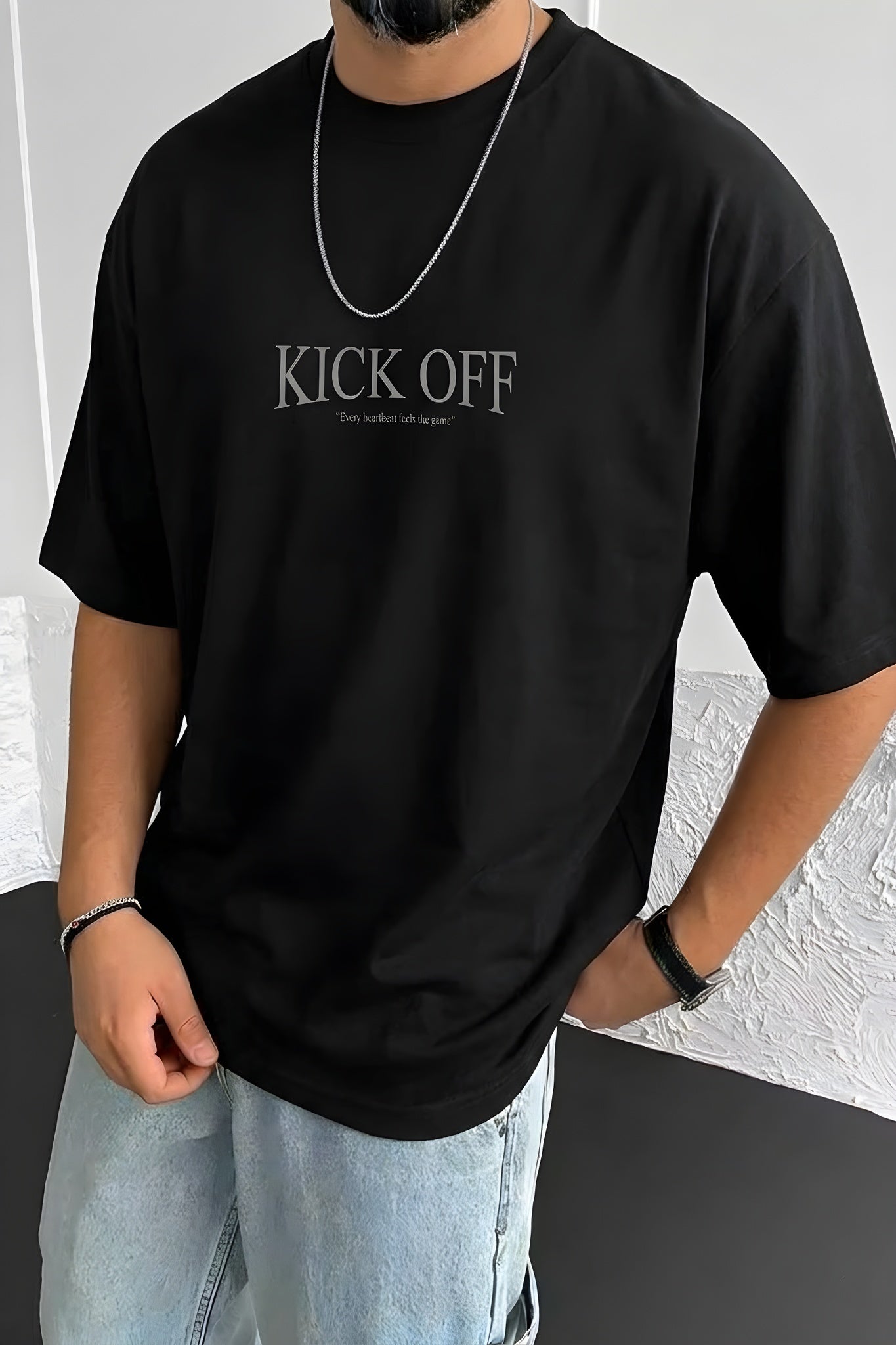 Erkek Siyah Kick Off Oversize Fit Bol Geniş Kalıp Salaş Kesim T-shirt