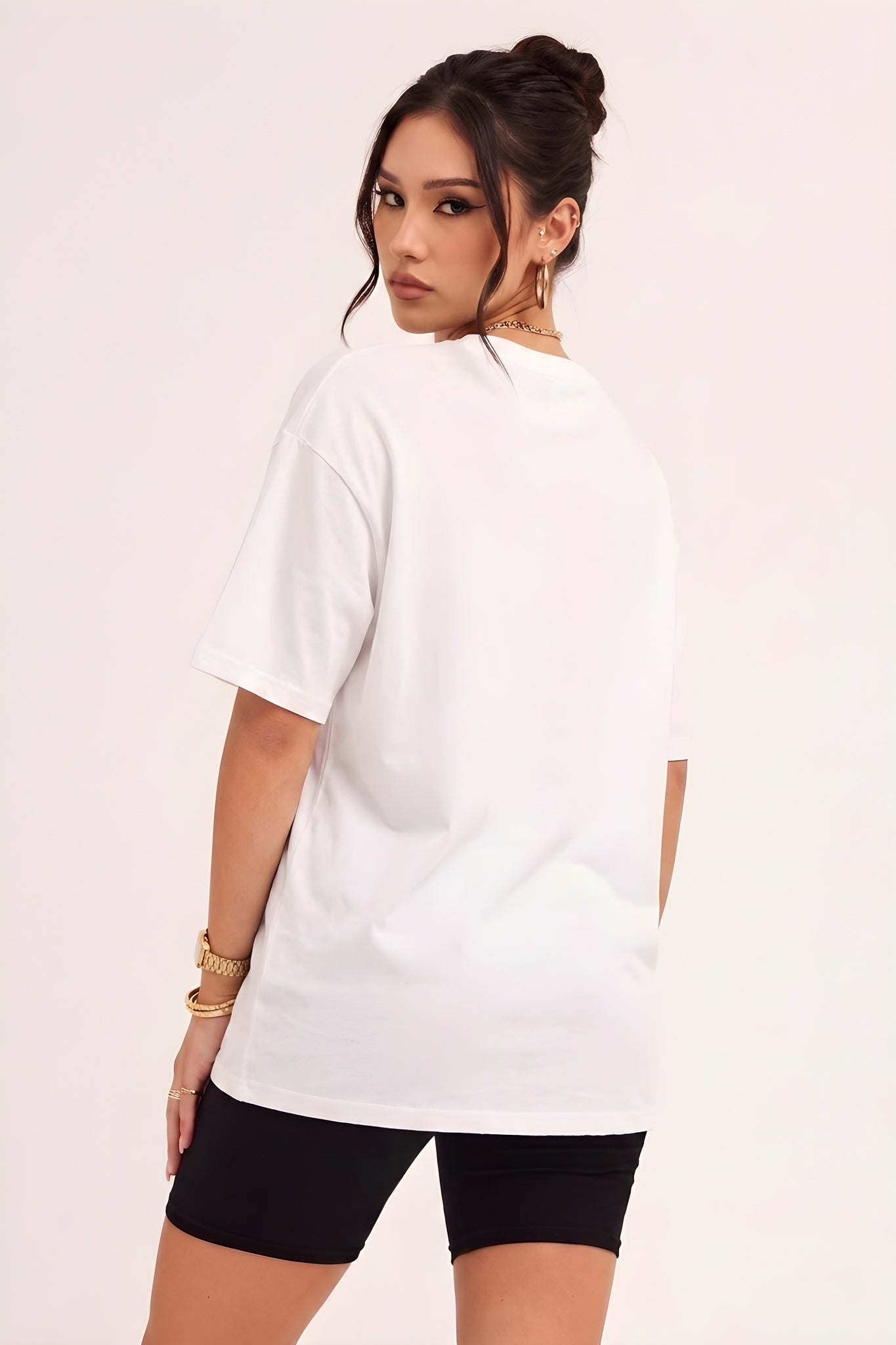 Kadın Ekru Beyaz Fashion Oversize Fit Bol Geniş Kalıp Salaş Kesim T-shirt
