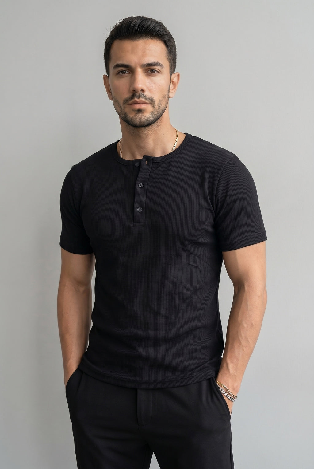 Erkek Siyah Henley Yaka Tişört Üç Düğmeli Patlı Fitilli Regular T-shirt