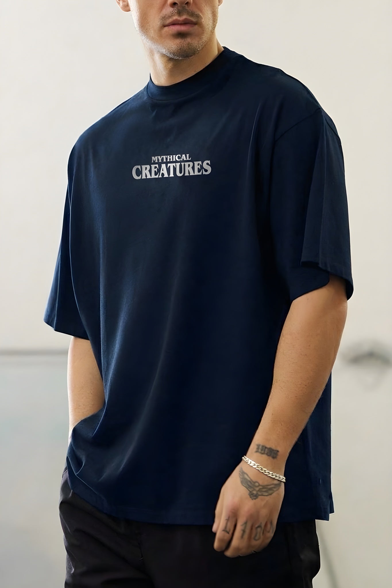 Erkek Lacivert Creatures Oversize Fit Bol Geniş Kalıp Salaş Kesim T-shirt