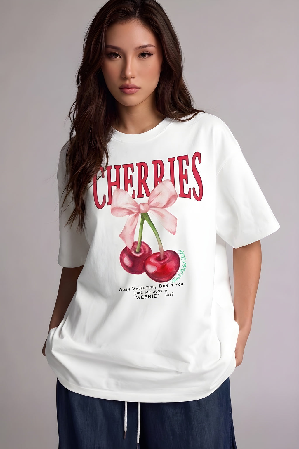 Kadın Cherries Ekru Beyaz Oversize Fit Bol Geniş Kalıp Salaş Kesim T-shirt