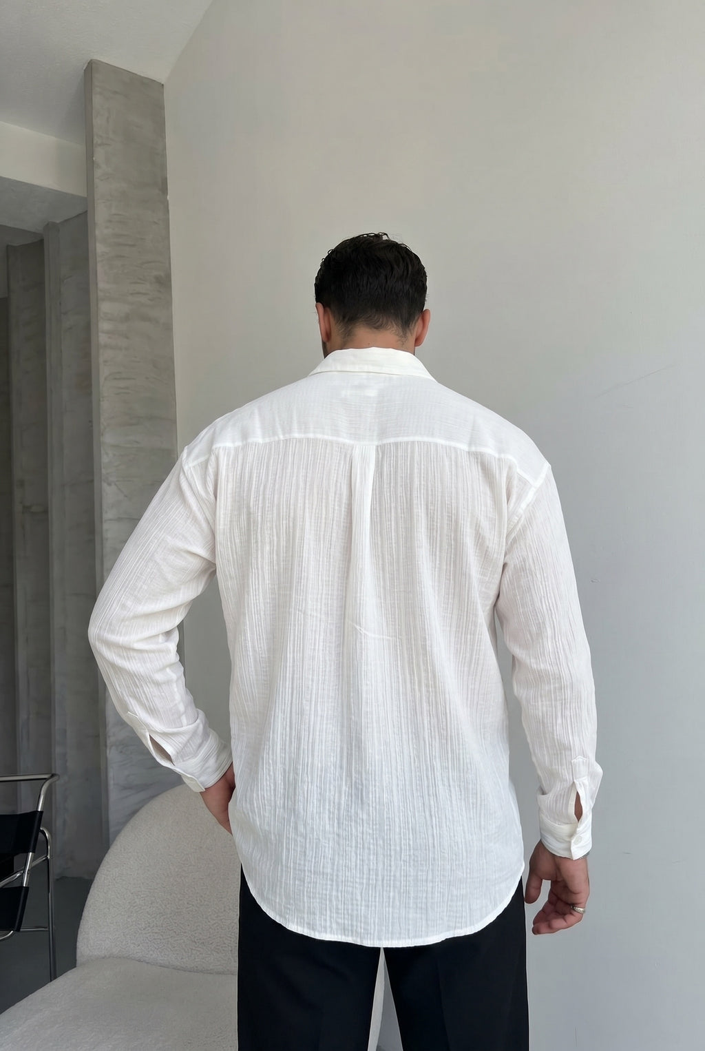 Tokyo Beyaz Renkli Dokulu Kumaş Overize Rahat Kalıp Gömlek