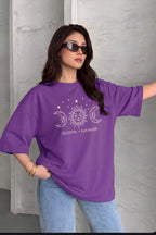 Kadın Mor Oversize Celestial Sun Moon Baskılı T-Shirt - K2113