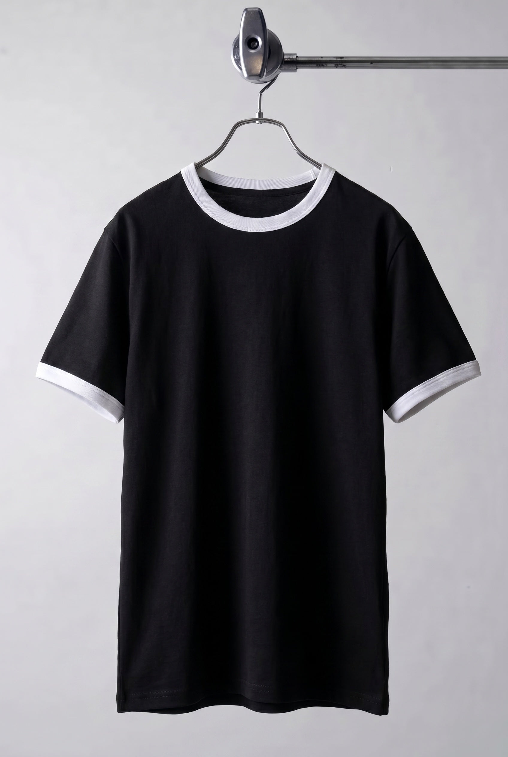 Erkek Siyah Renkli Tişört Bisiklet Yaka Kol Garnili Regular T-shirt
