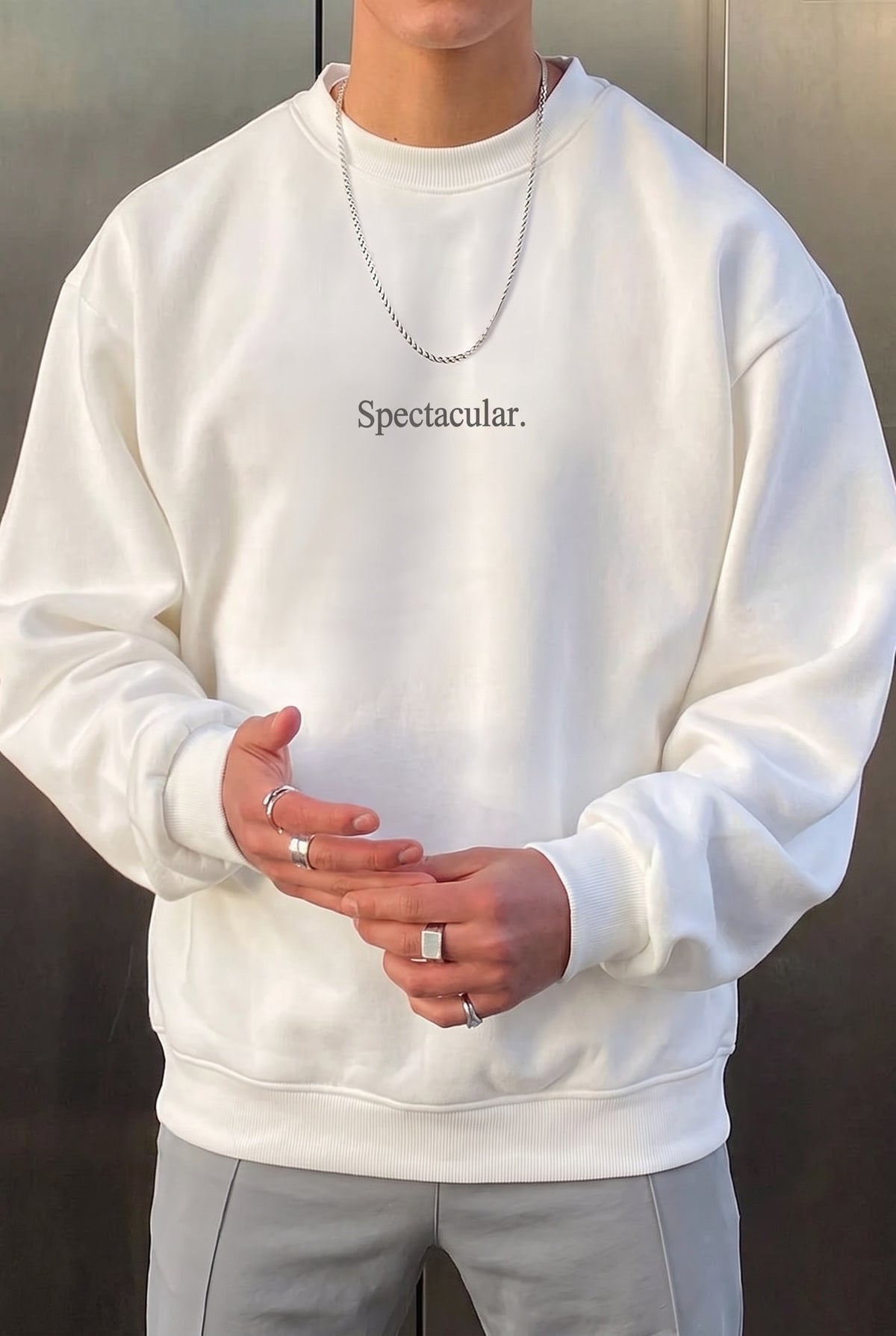 Erkek Kırık Beyaz Krem Ekru Spectacular Baskılı 0 Sıfır Yaka Oversize Salaş Bol Kesim Polar Sweatshirt