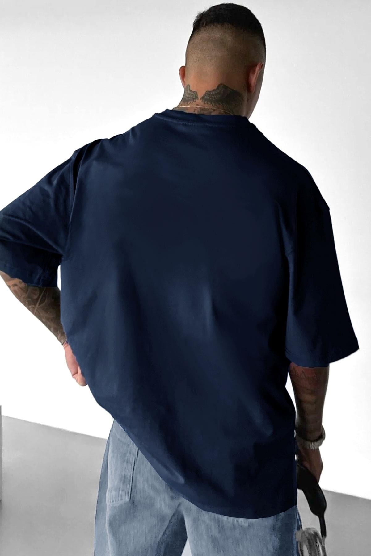 Erkek Lacivert Earth Oversize Fit Bol Geniş Kalıp Salaş Kesim T-shirt