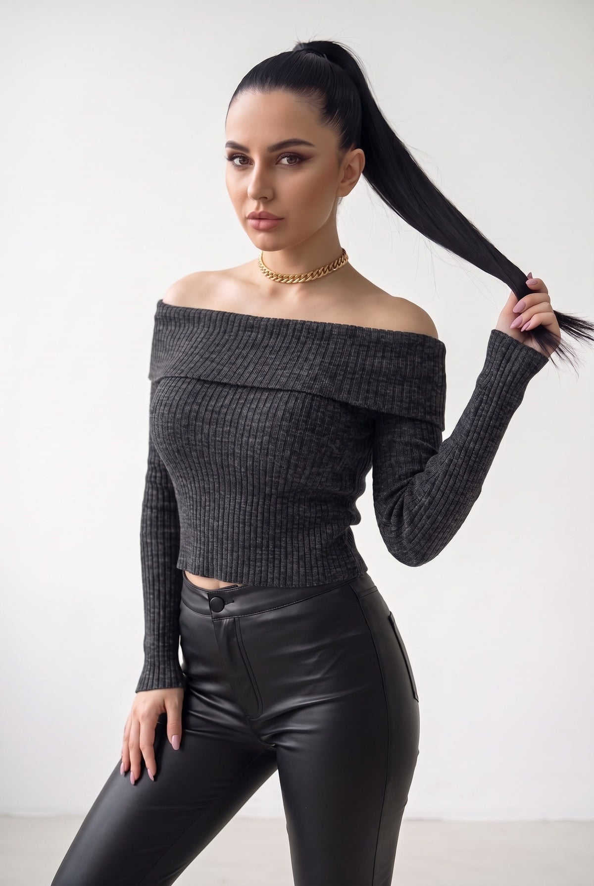 Kadın Antrasit Madonna Yarı Crop Fitilli Bluz Kazak
