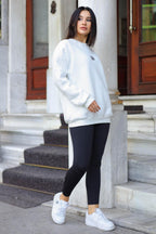Kadın Beyaz Free Life Baskılı 0 Sıfır Yaka Oversize Salaş Bol Kesim Polar Sweatshirt
