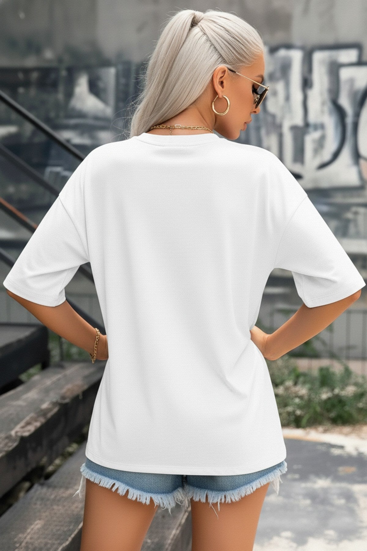 Kadın Beyaz Geyik Oversize Salas Boyfriend T-shirt