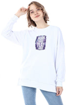 Kadın Beyaz Yırtmaçlı  Baskılı Oversize Sweatshirt