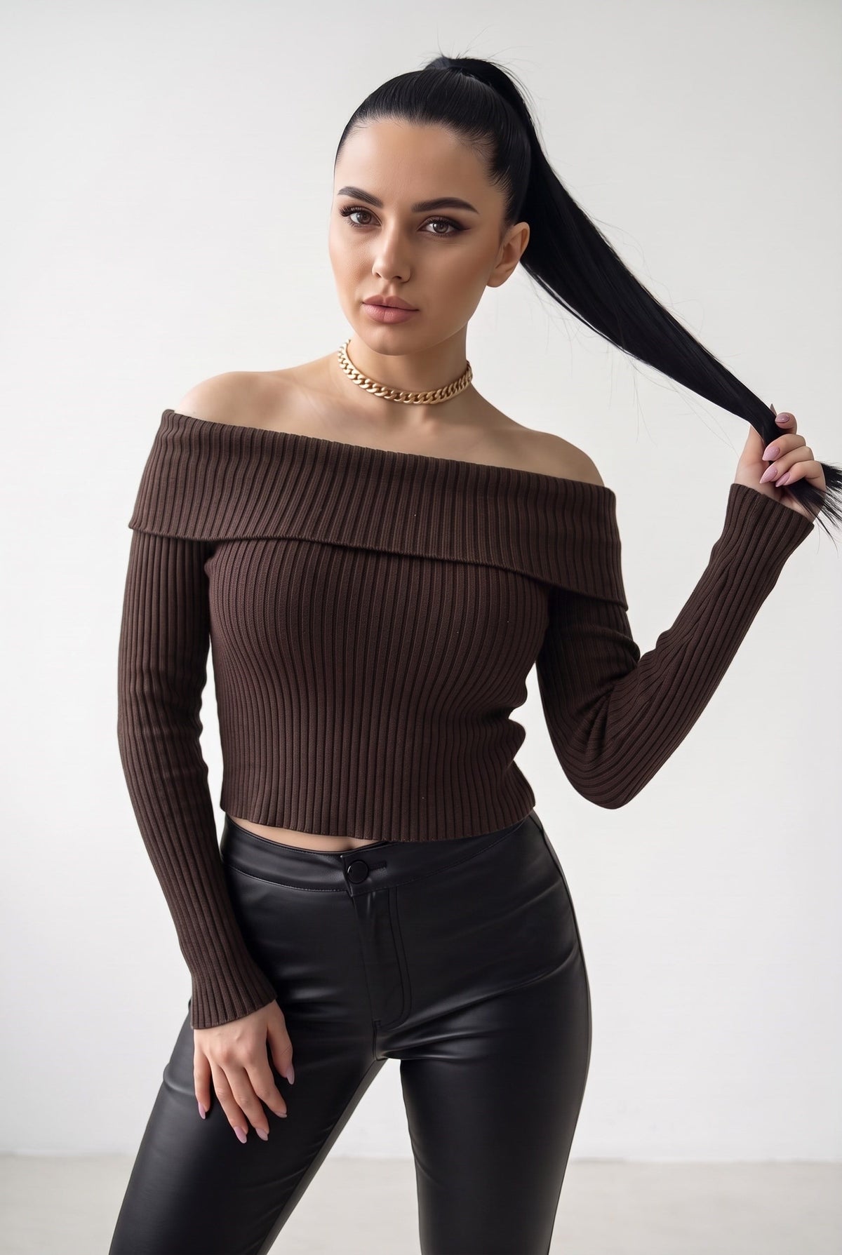 Kadın Kahverengi Madonna Yarı Crop Fitilli Bluz Kazak