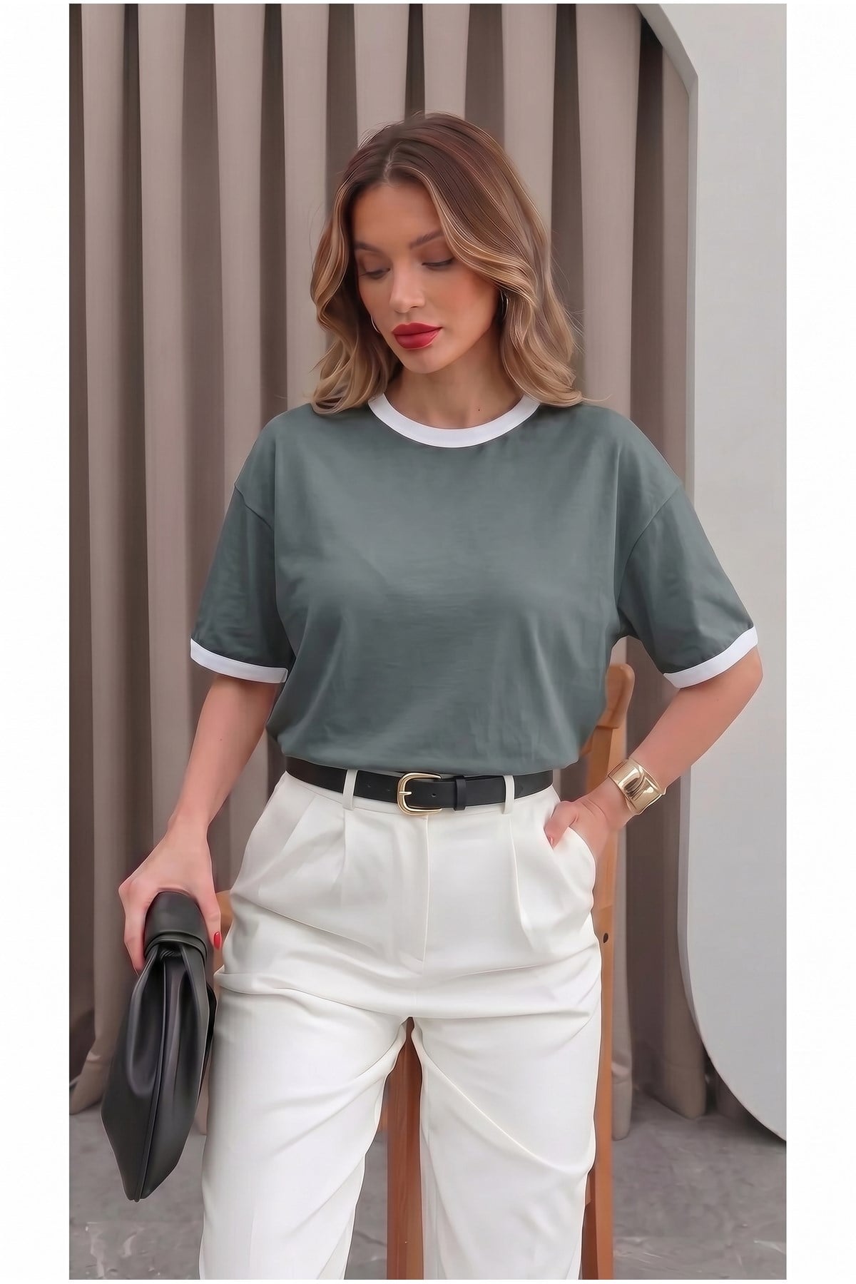 Kadın Petrol Beyaz Biye Garnili Orta Kalın Soft Kumaş Bisiklet Yaka Yarım Oversize Salaş T-shirt