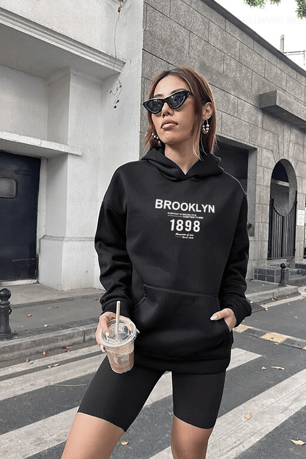 Kadın Siyah 1898 Baskılı 3 Iplik Şardonlu Kapüşonlu Oversize Salaş Bol Kesim Hoodie Sweatshirt