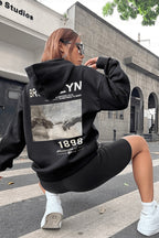 Kadın Siyah 1898 Baskılı 3 Iplik Şardonlu Kapüşonlu Oversize Salaş Bol Kesim Hoodie Sweatshirt