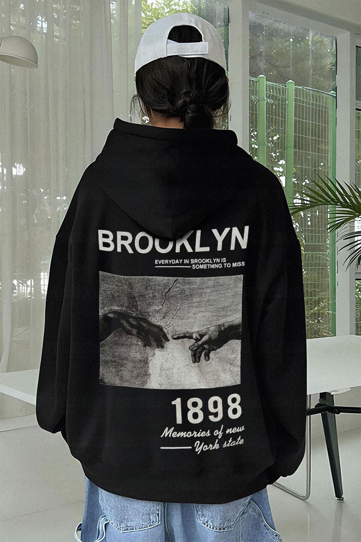 Kadın Siyah 1898 Baskılı Baskılı 3 iplik Şardonlu Kapüşonlu Oversize Salaş Bol Kesim Hoodie Sweatshirt